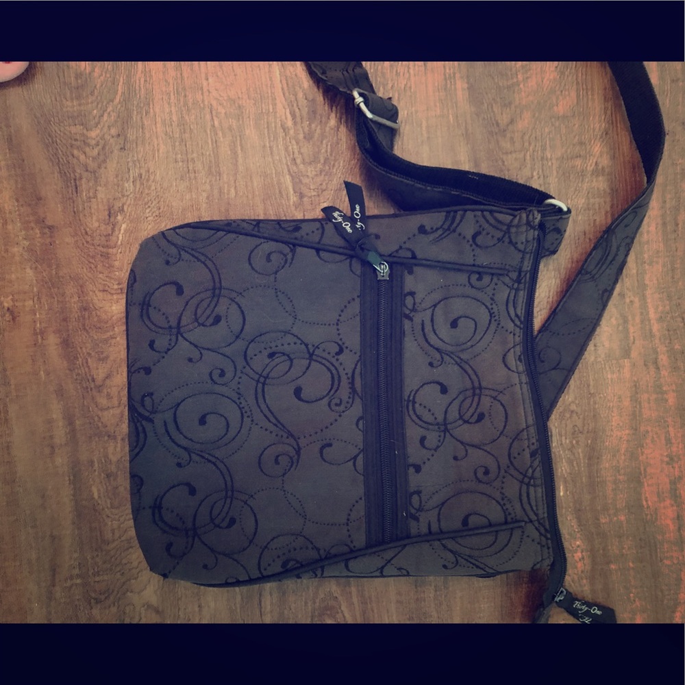 Thirty One 31 Crossbody Gray Black Purse Bag